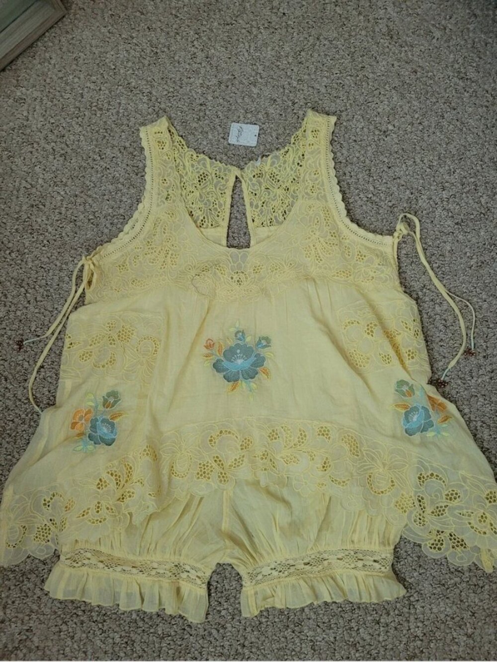 Free People NWT Yellow Eye-catcher Bloomsie Cotton Eyelet Romper - Picture 5 of 8